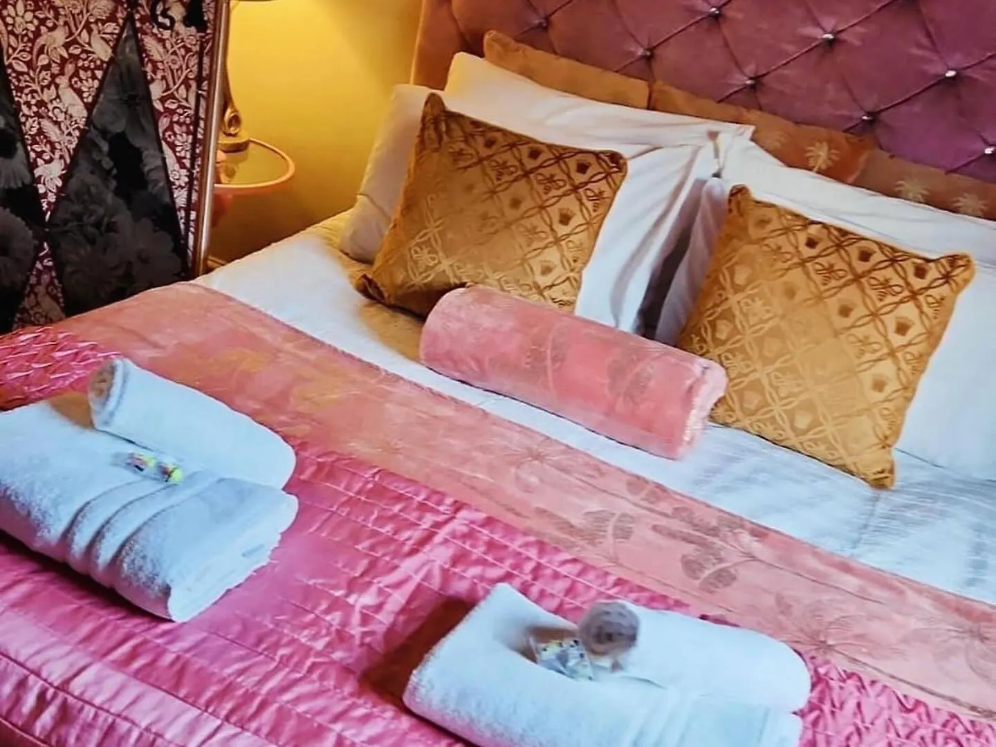 펜션 Looking Glass Cottage 브라이턴 영국