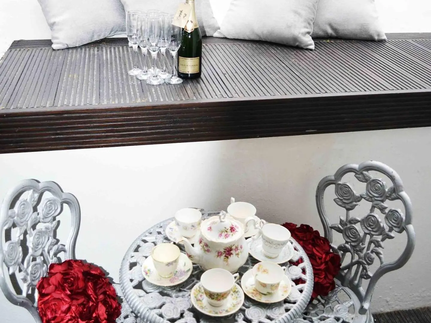 Looking Glass Cottage 브라이턴 0*,  영국